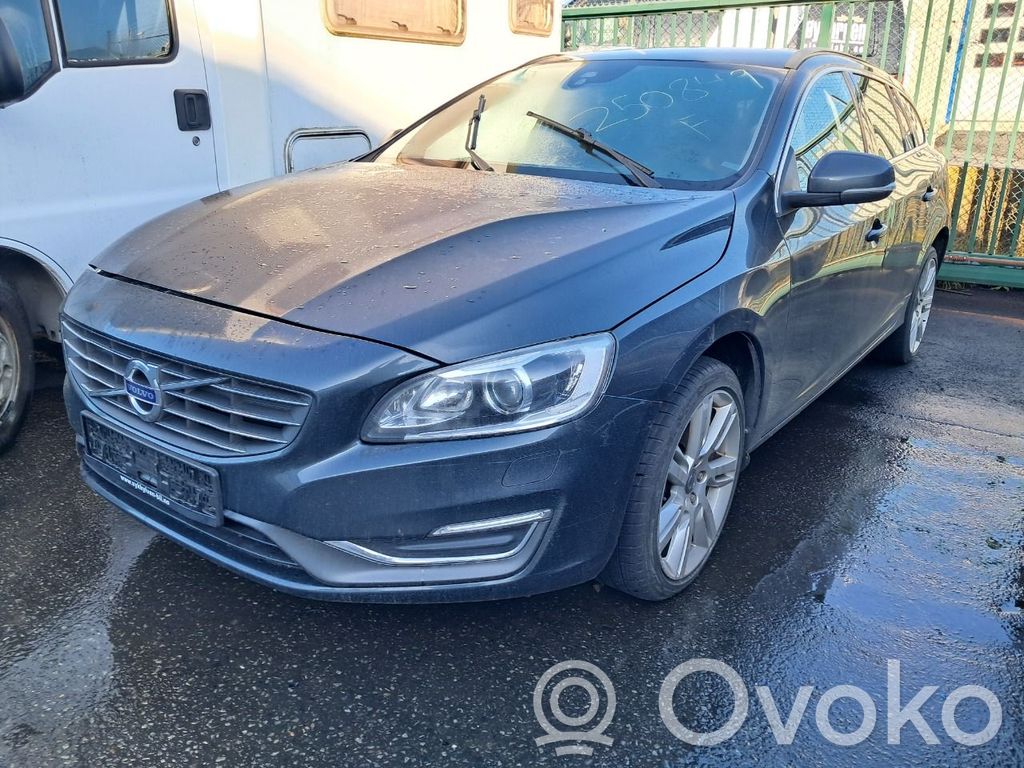 V60 V60, V60 Cross Country  36002929