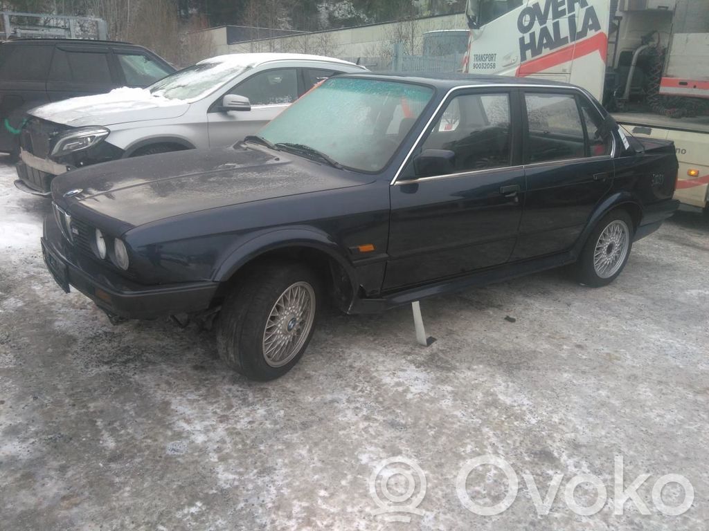 3 E30 Series 3  1936174