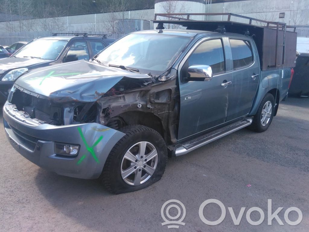 D-Max D-Max  8981081324