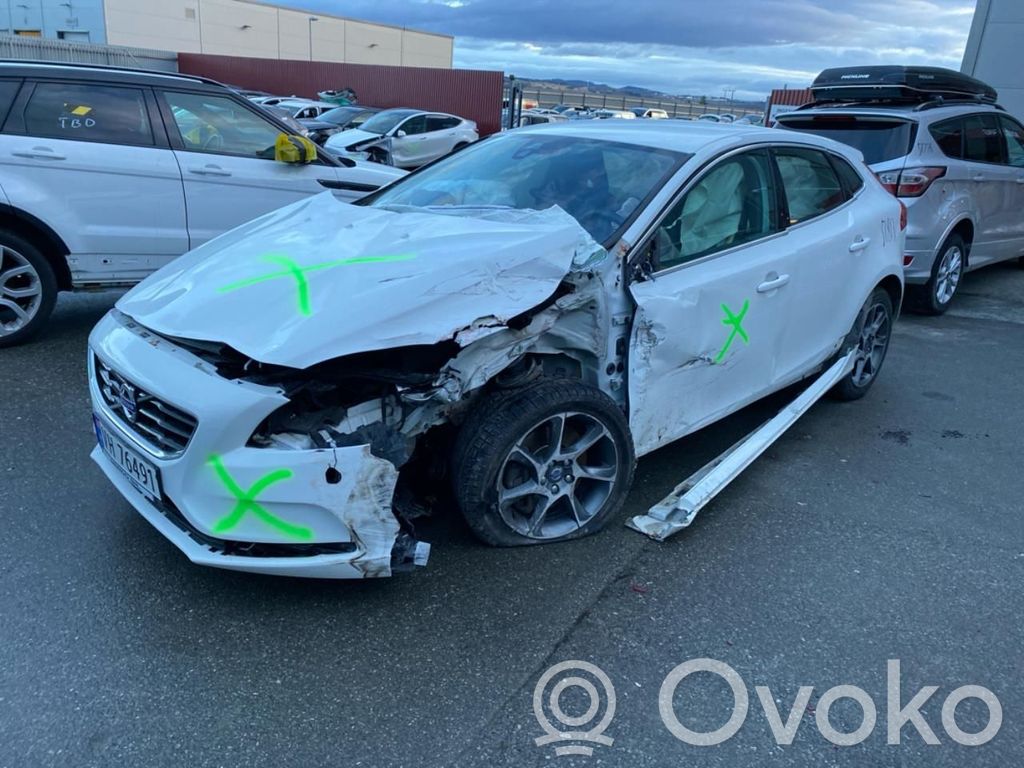 V40 S40, V40  36010087