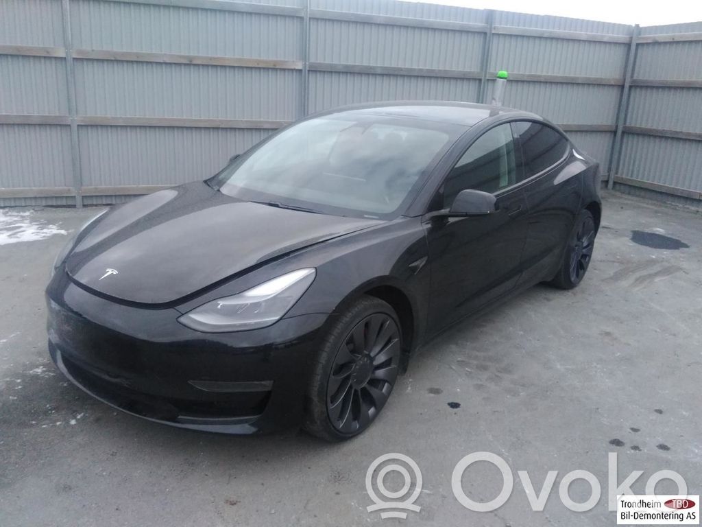Model 3 Tesla Model 3  151287600B