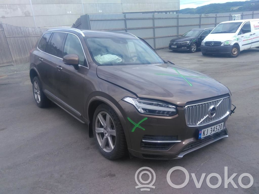 XC90 XC90  36012819