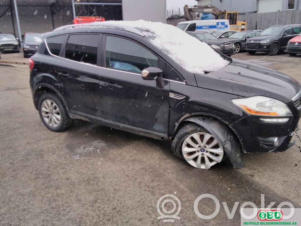 Kuga I Kuga  1590823