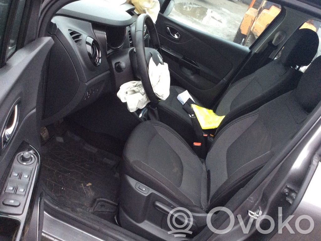Captur Captur  8200316568