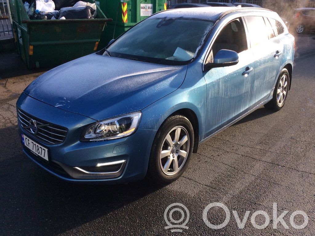 V60 V60, V60 Cross Country  31400546