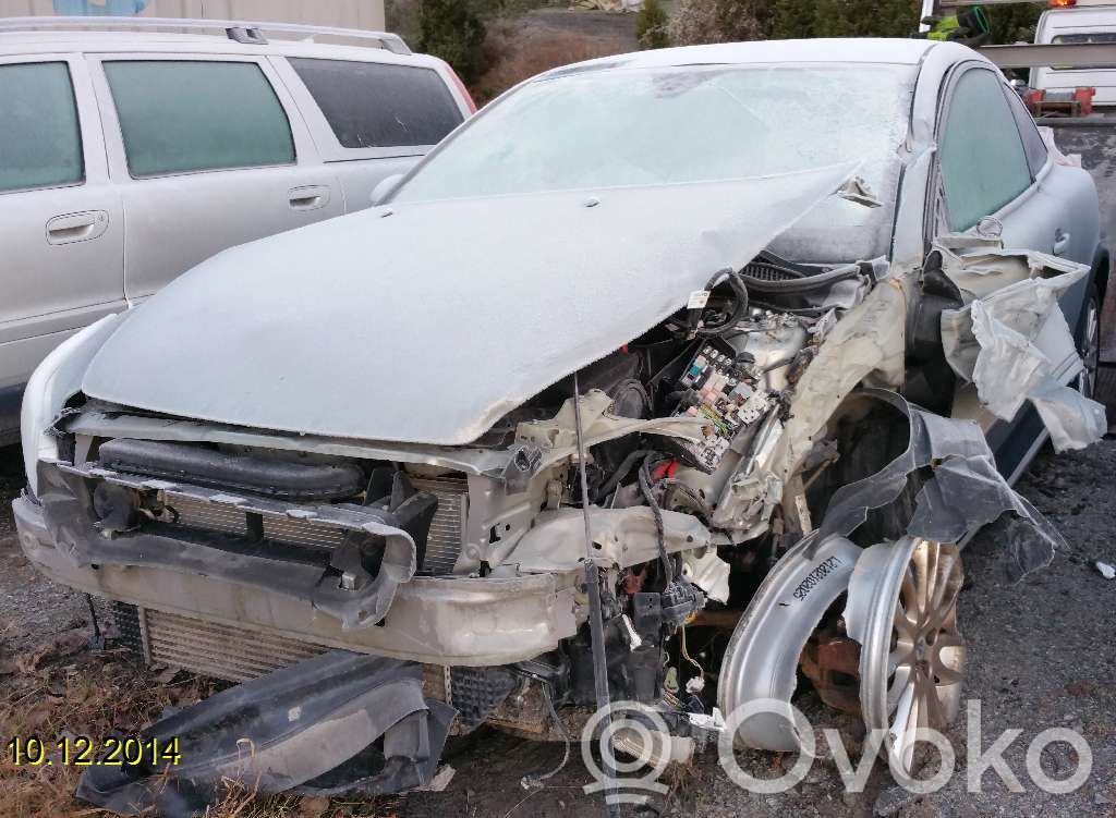 C30 C30  30683067