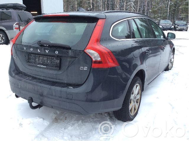 V60 V60, V60 Cross Country  31400546