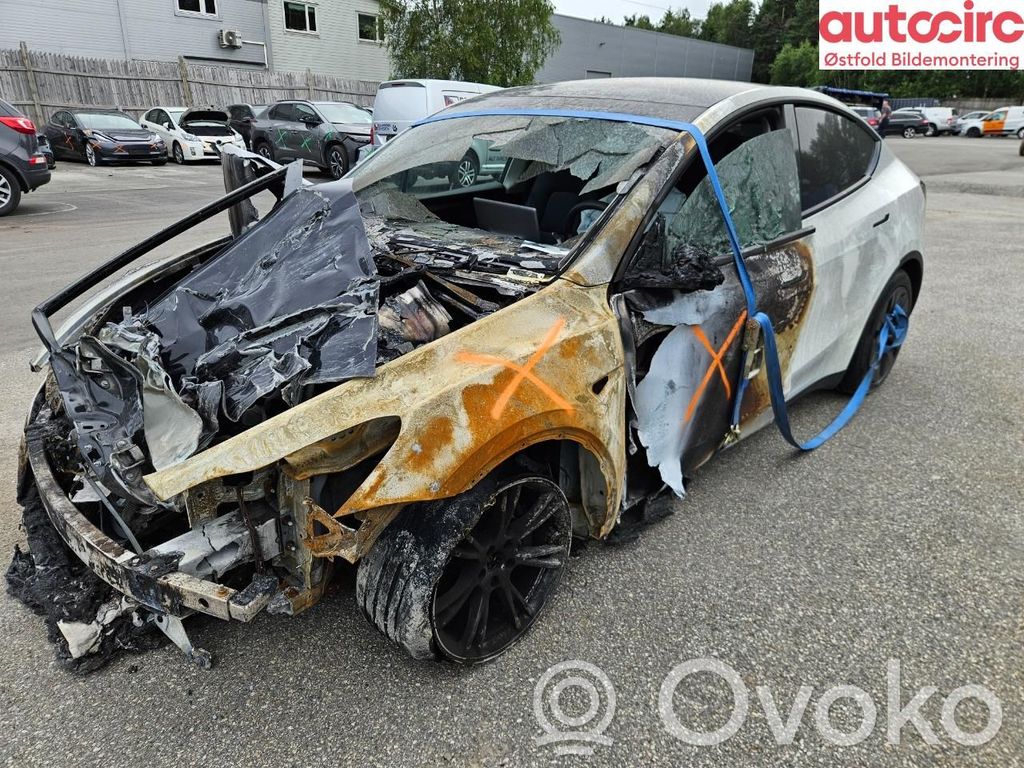 Model Y Tesla Model Y  150208900B