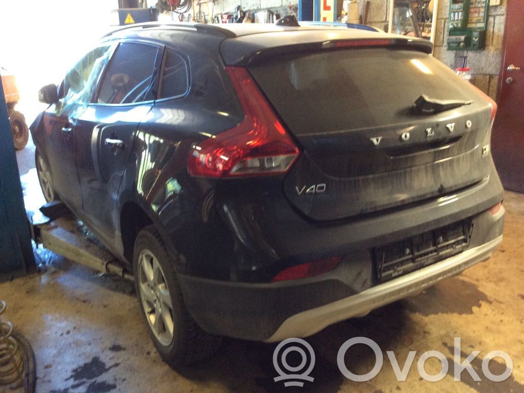 V40 S40, V40  31460937
