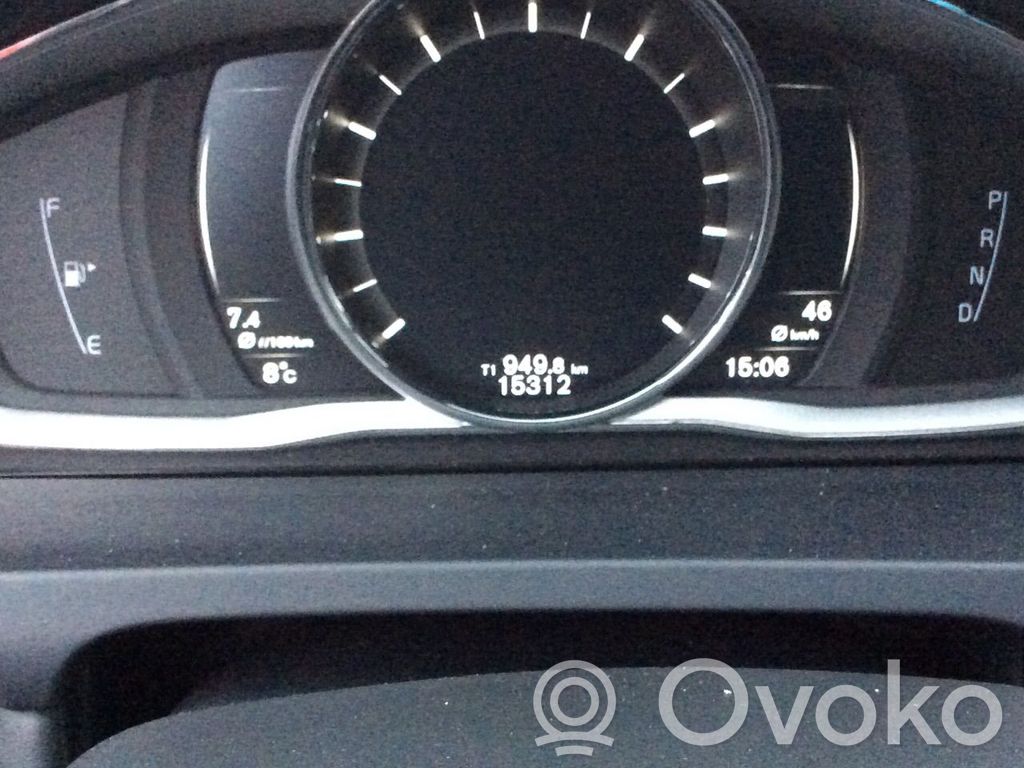 V60 V60, V60 Cross Country  36010087