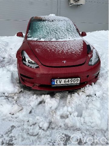 Model 3 Tesla Model 3  112750308C