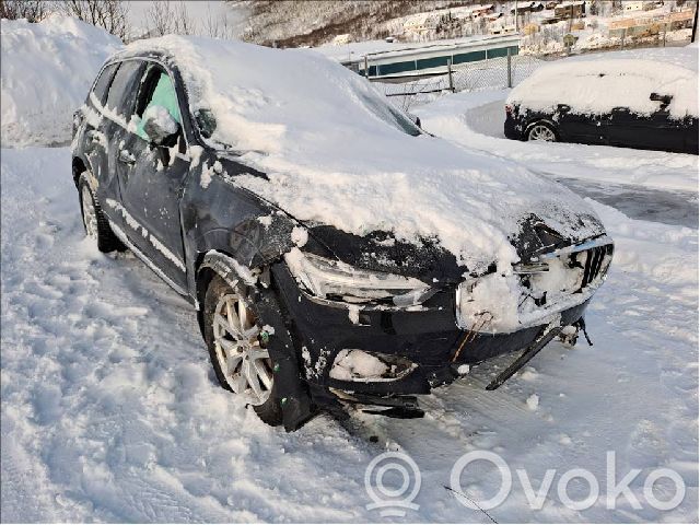XC60 XC60  36012819