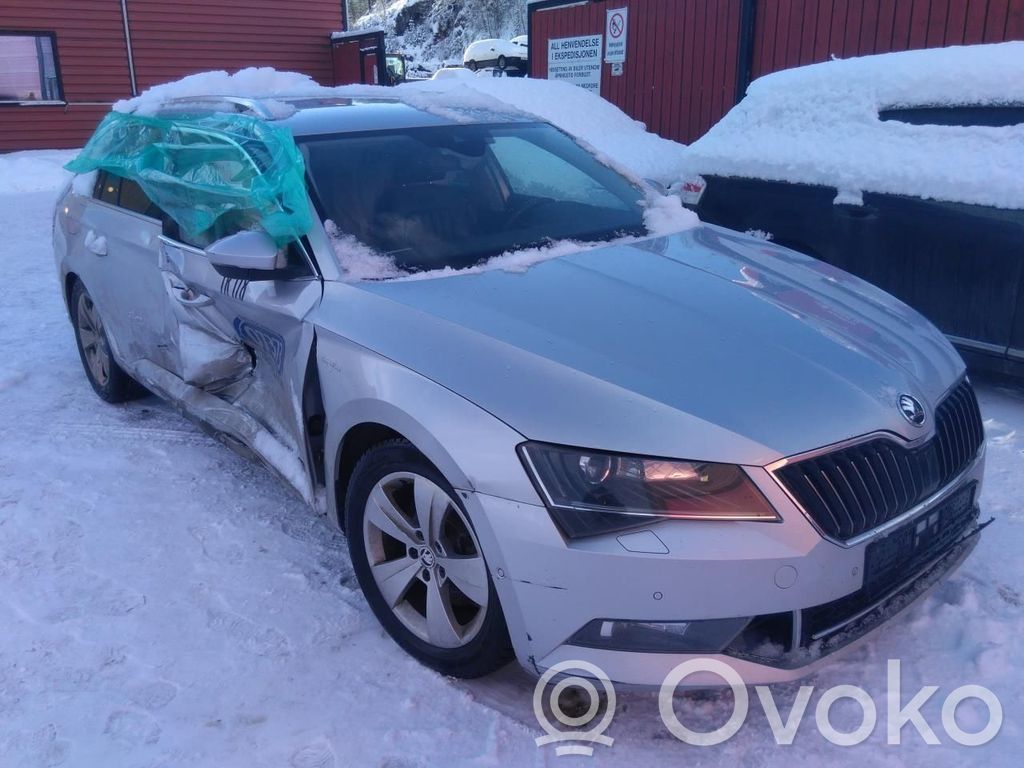 Superb B8 (3V) Superb  SYK