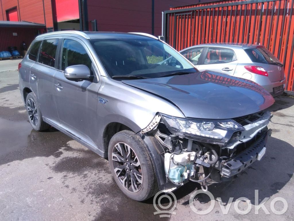 Outlander Outlander  0697122496