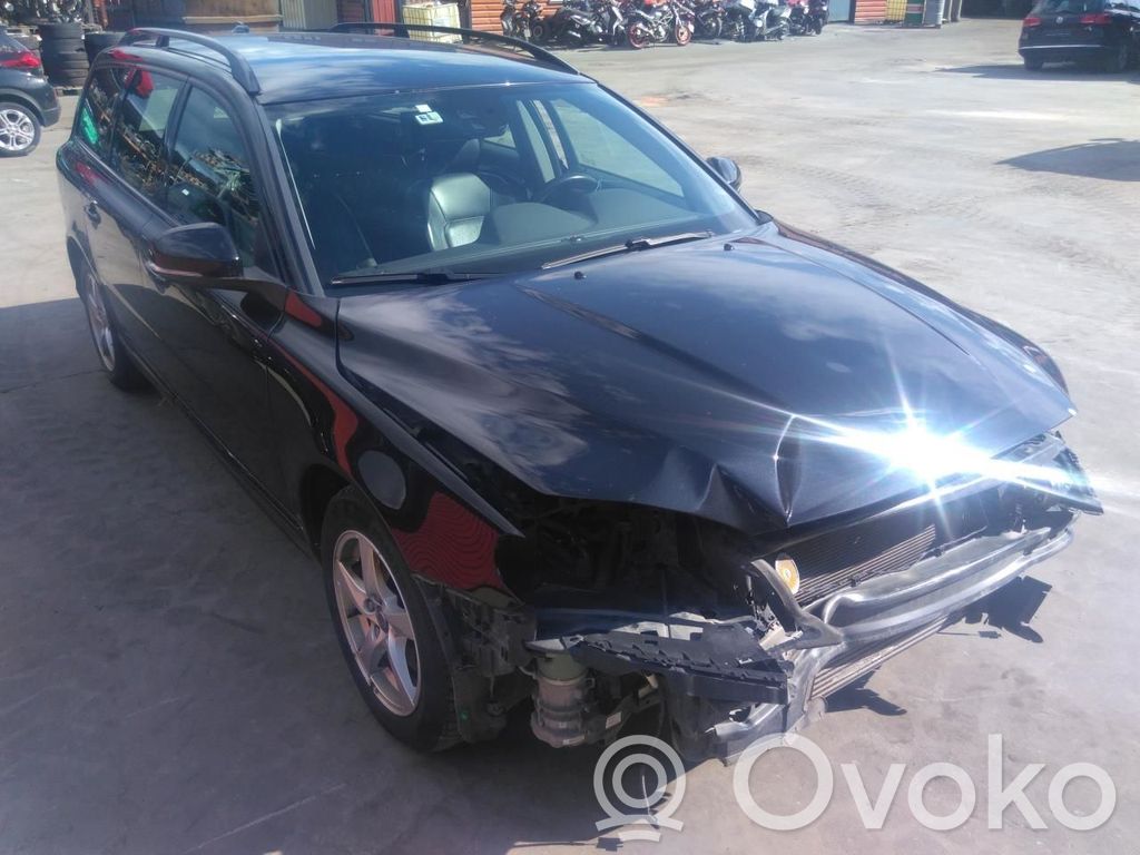 V70 S70, V70, V70 XC  39826645