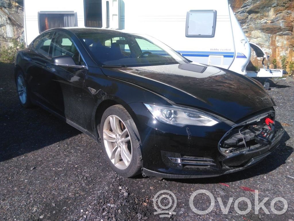 Model S Tesla Model S