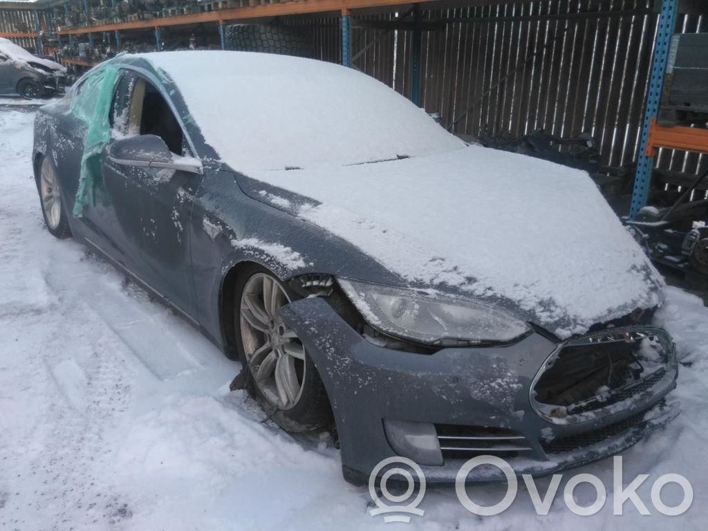 Model S Tesla Model S  600697200A