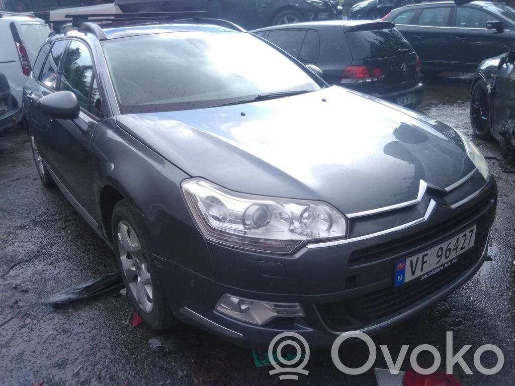 C5 C5, C5 Aircross  0135QE