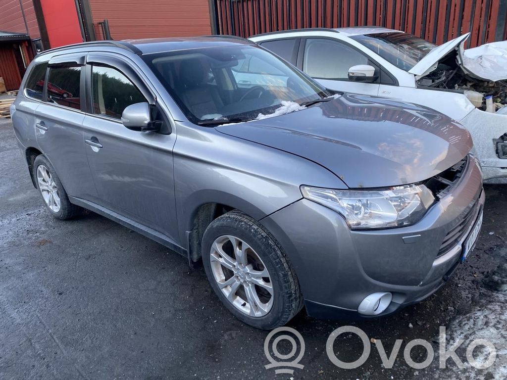 Outlander Outlander  8600A405