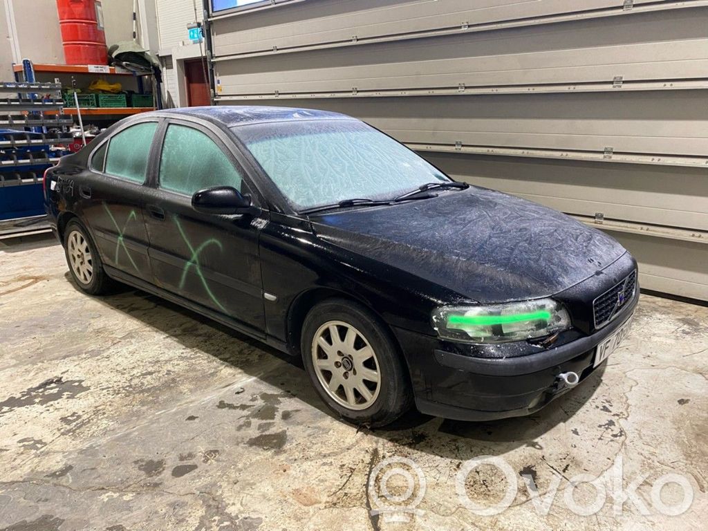 S60 S60  8693585