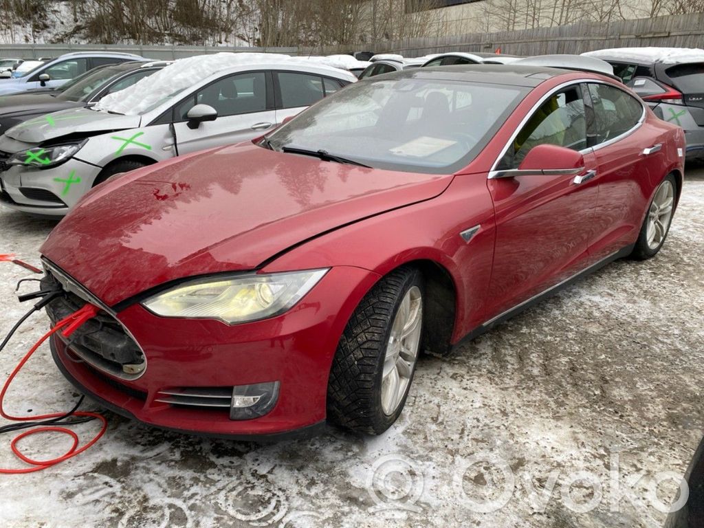 Model S Tesla Model S  600643401C