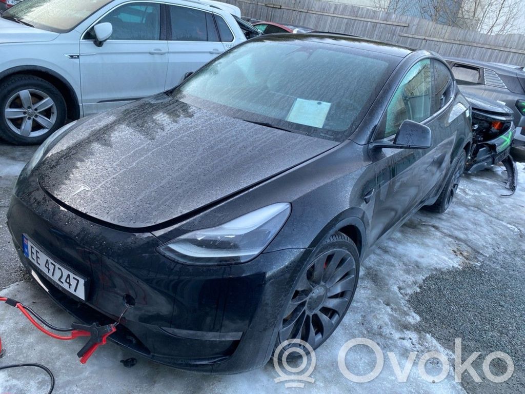 Model Y Tesla Model Y