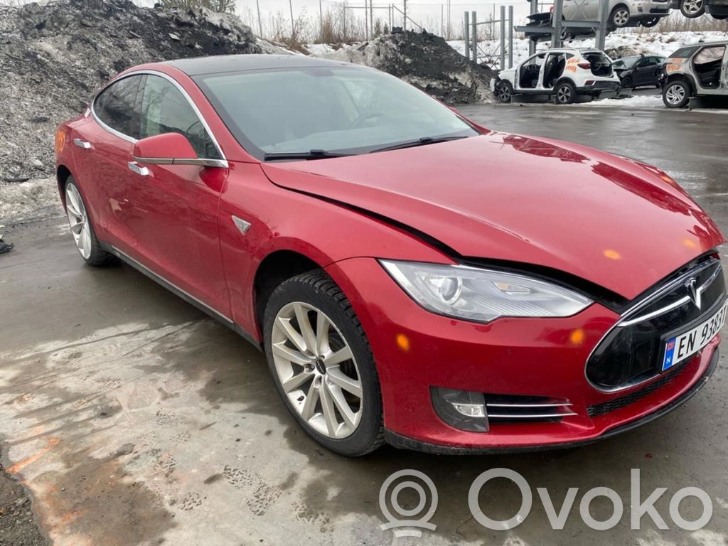 Model S Tesla Model S  6006622E0E