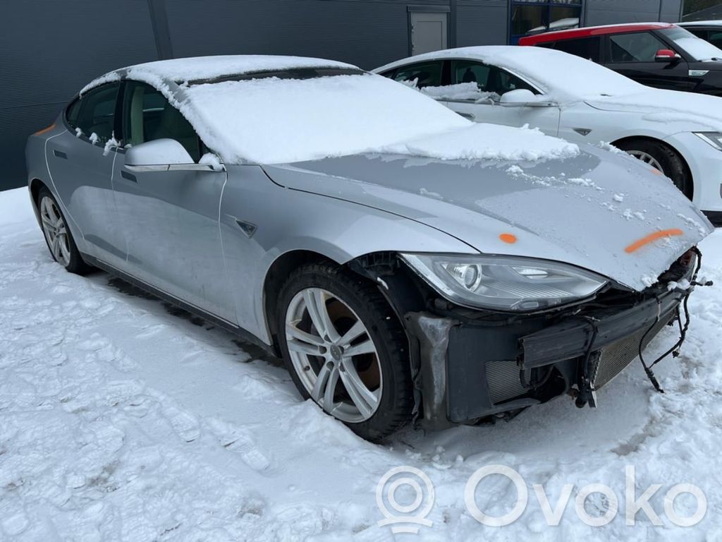 Model S Tesla Model S