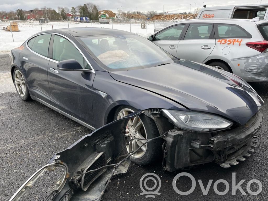 Model S Tesla Model S