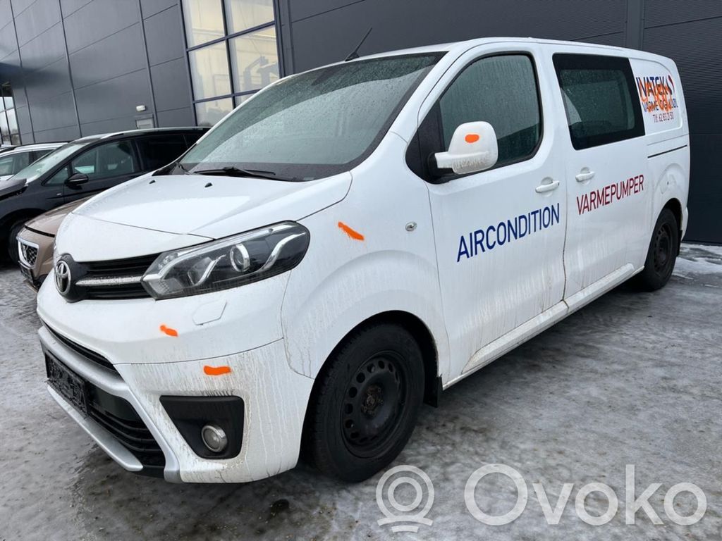 Proace ProAce  SU001A4986