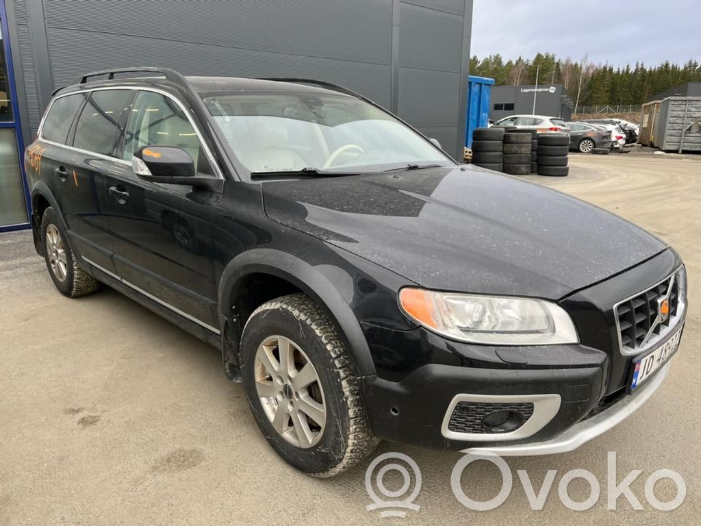 XC70 XC70  36012618