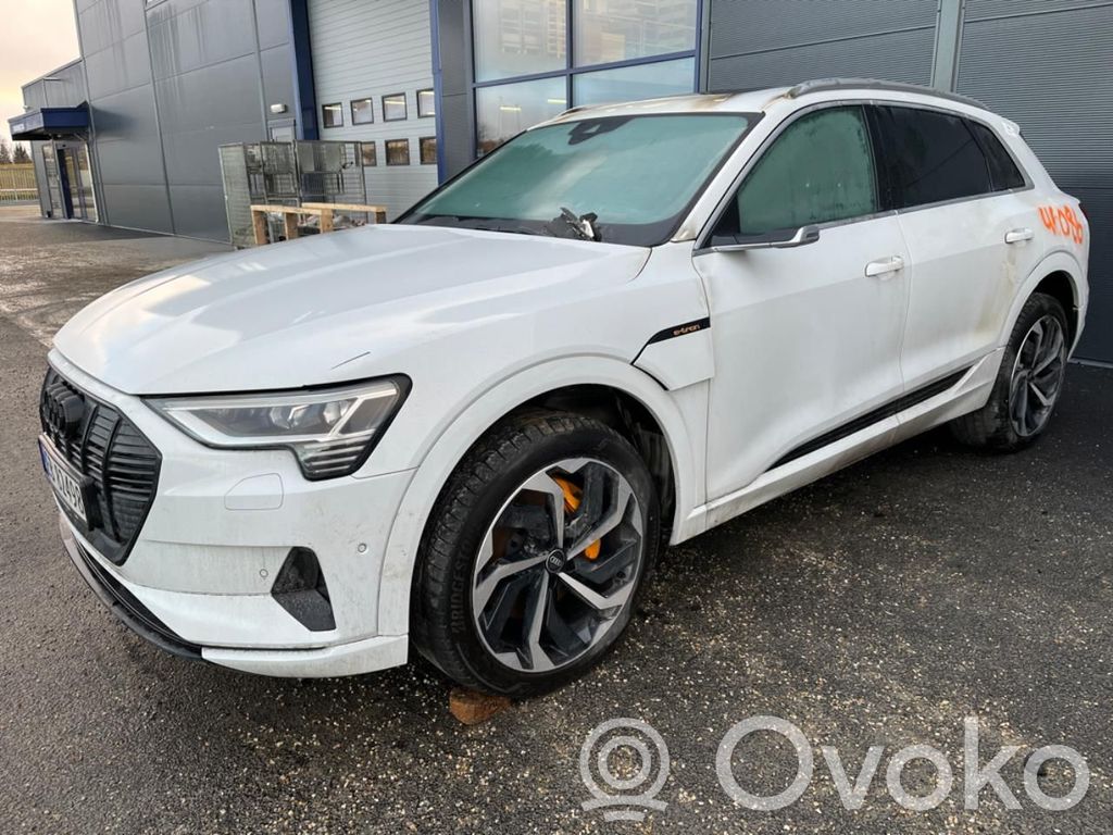 e-tron e-tron  4N0907566AA