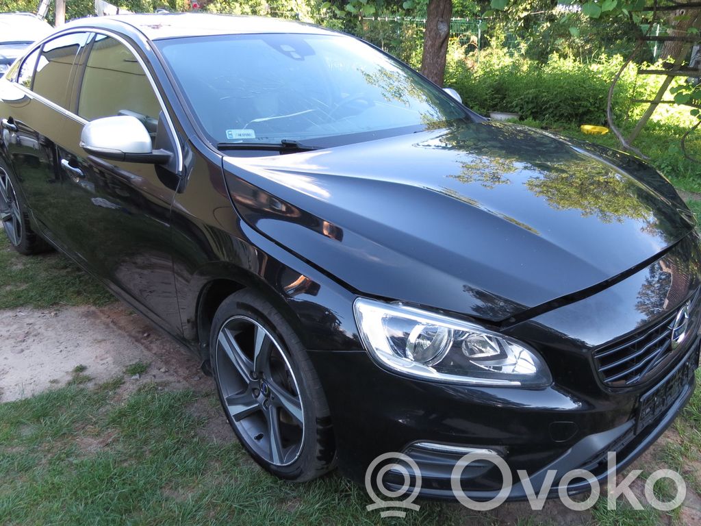S60 S60  31429675
