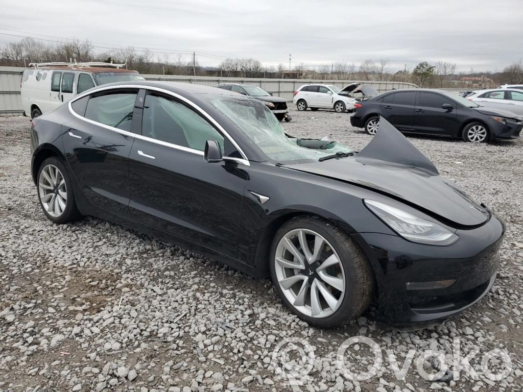 Model 3 Tesla Model 3  110354700