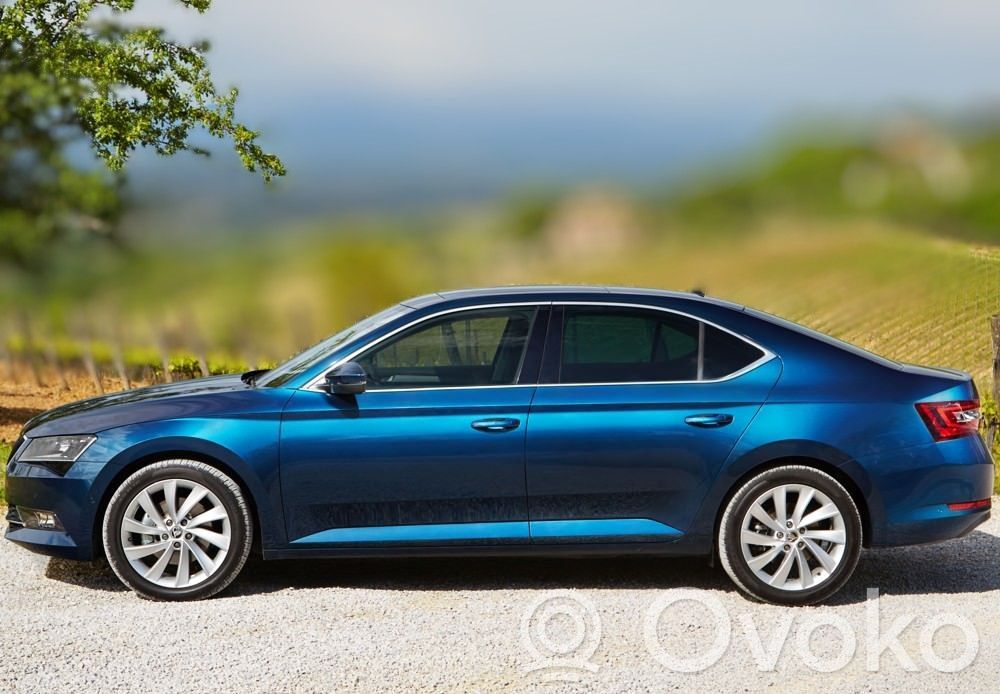 Superb B8 (3V) Superb  3V0907451