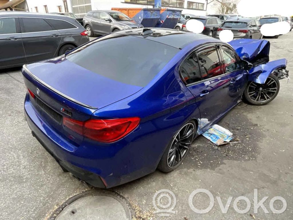 M5 F90 Series 5  7848482