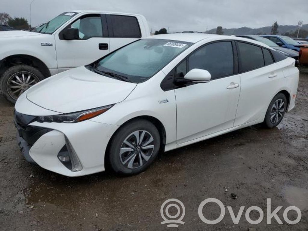 Prius Prime Prius  082961701840