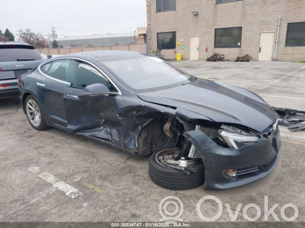 Model S Tesla Model S  106087600A