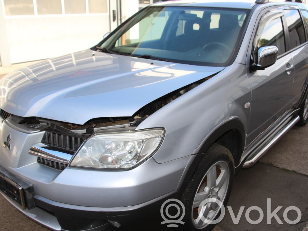 Outlander Outlander  06107T