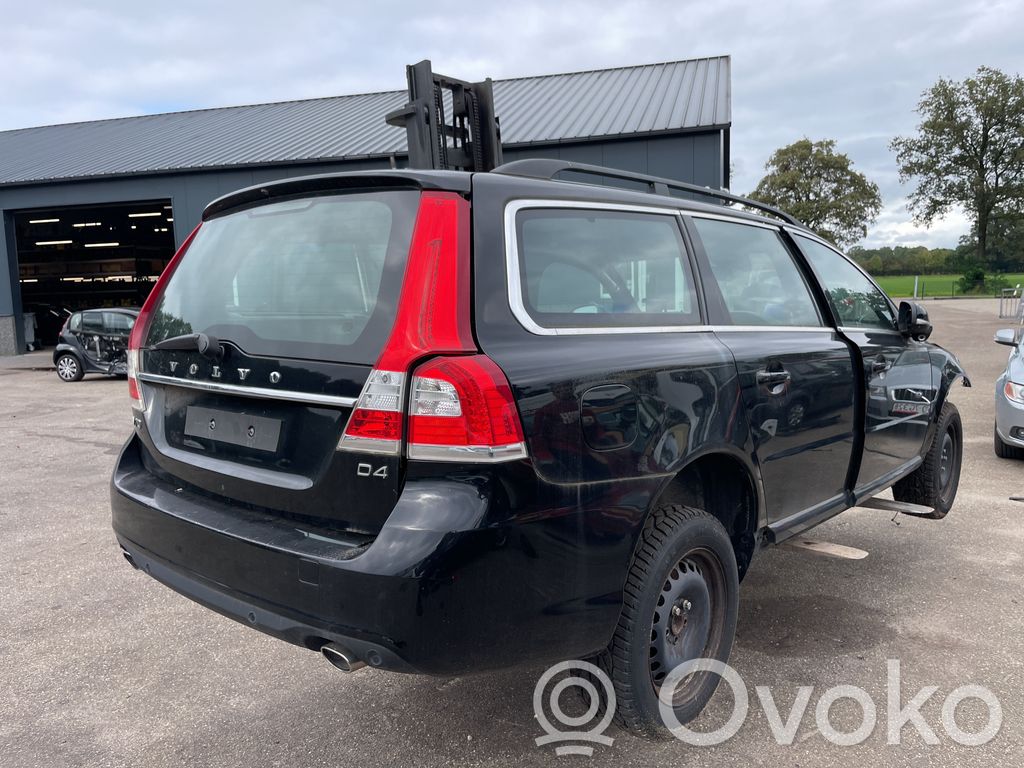 V70 S70, V70, V70 XC  P31400543