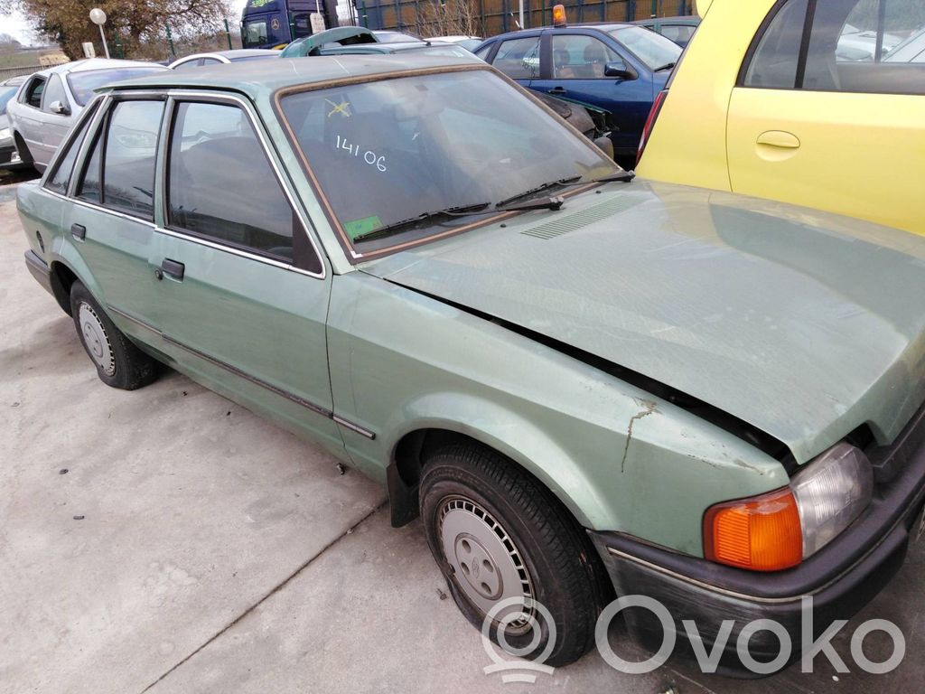 Escort Escort  86AG13B302AA