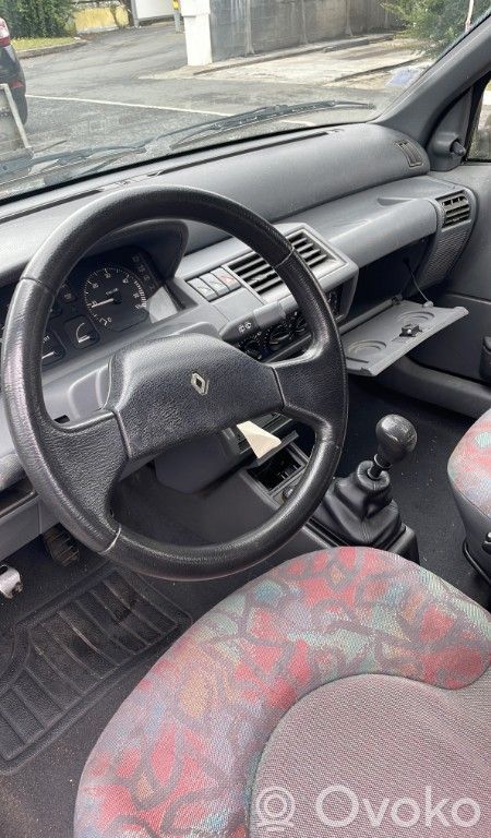 Clio I Clio  7700801174