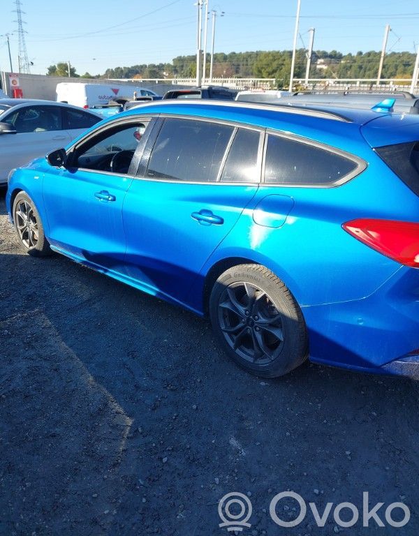 Focus Focus  2444002