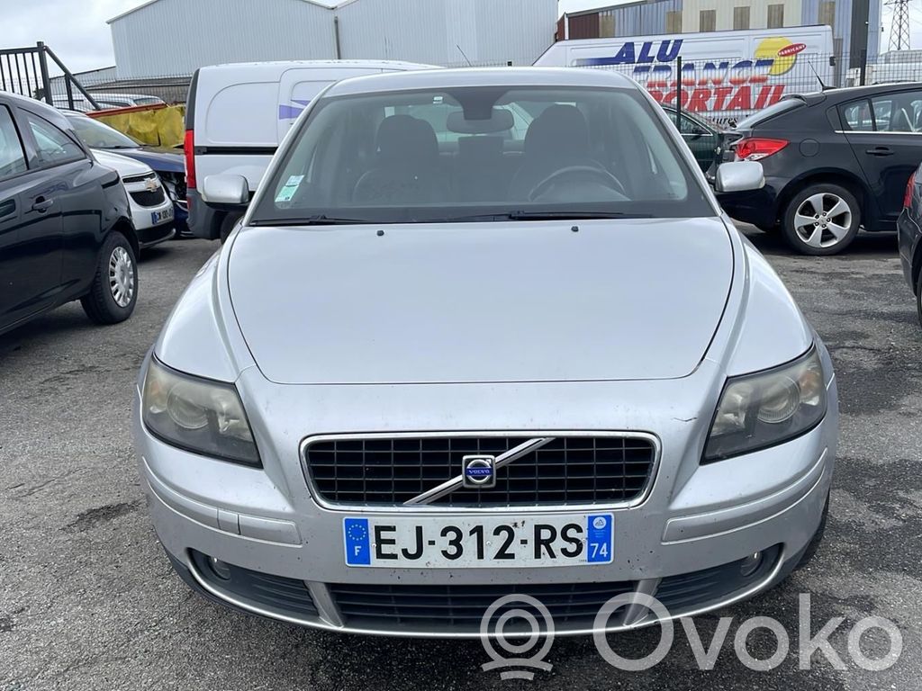 S40 S40, V40  31278845