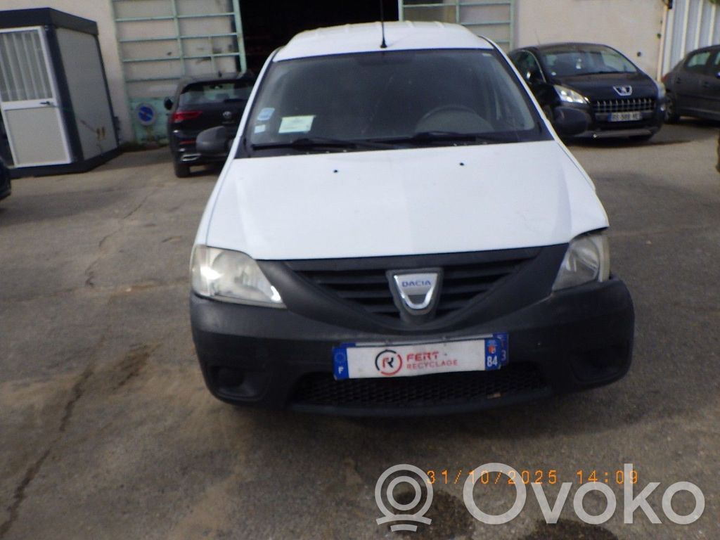 Logan I Logan  821015688R