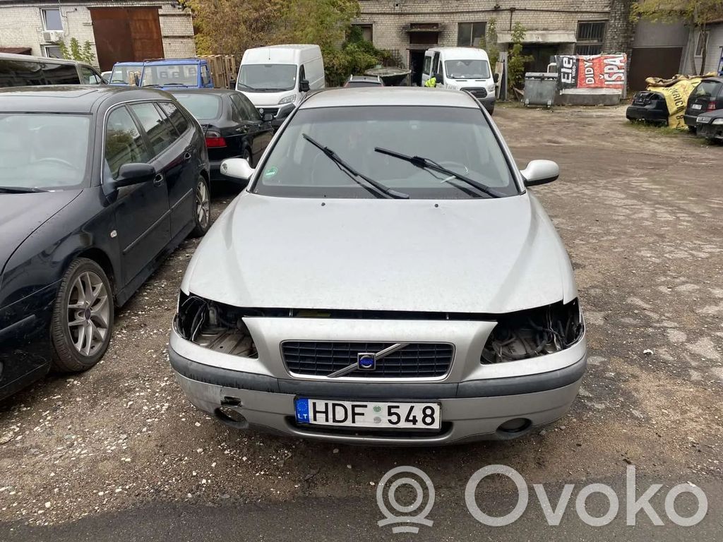 S60 S60  30645854