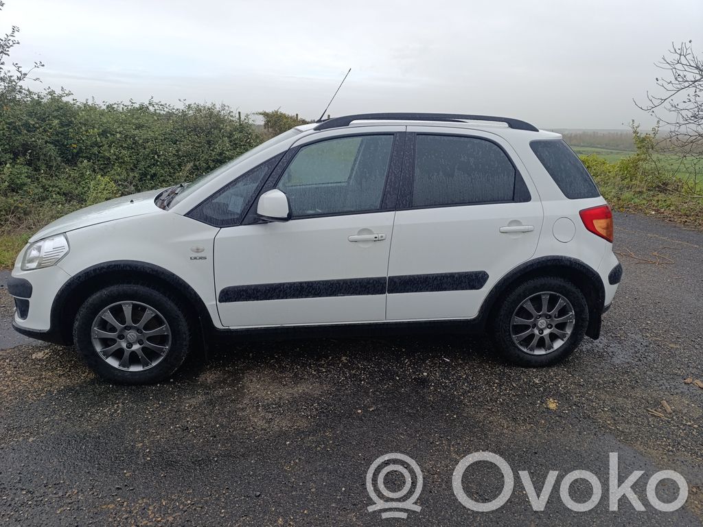 SX4 SX4 S-Cross  X2T24371A