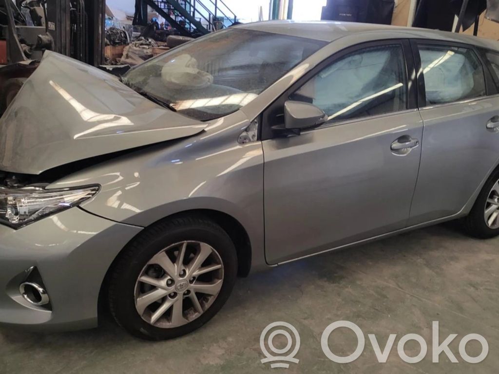 Auris E180 Auris  17F852
