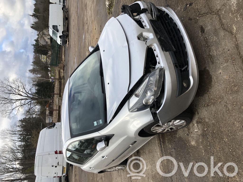 Clio III Clio  1927937
