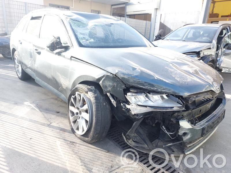 Superb B8 (3V) Superb  5NA980611
